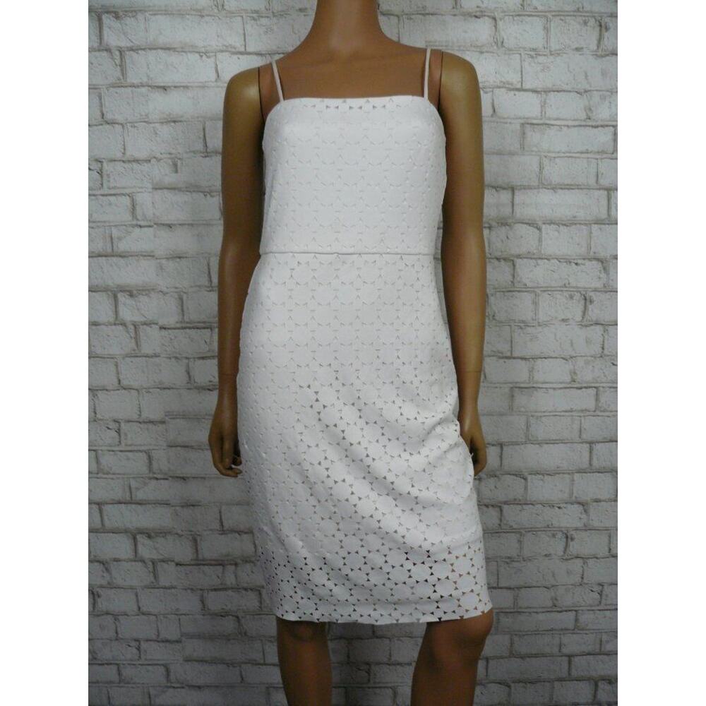 Trina Turk White Sun Laser Cut Stretch Knit Sheath Dress 2 NEW